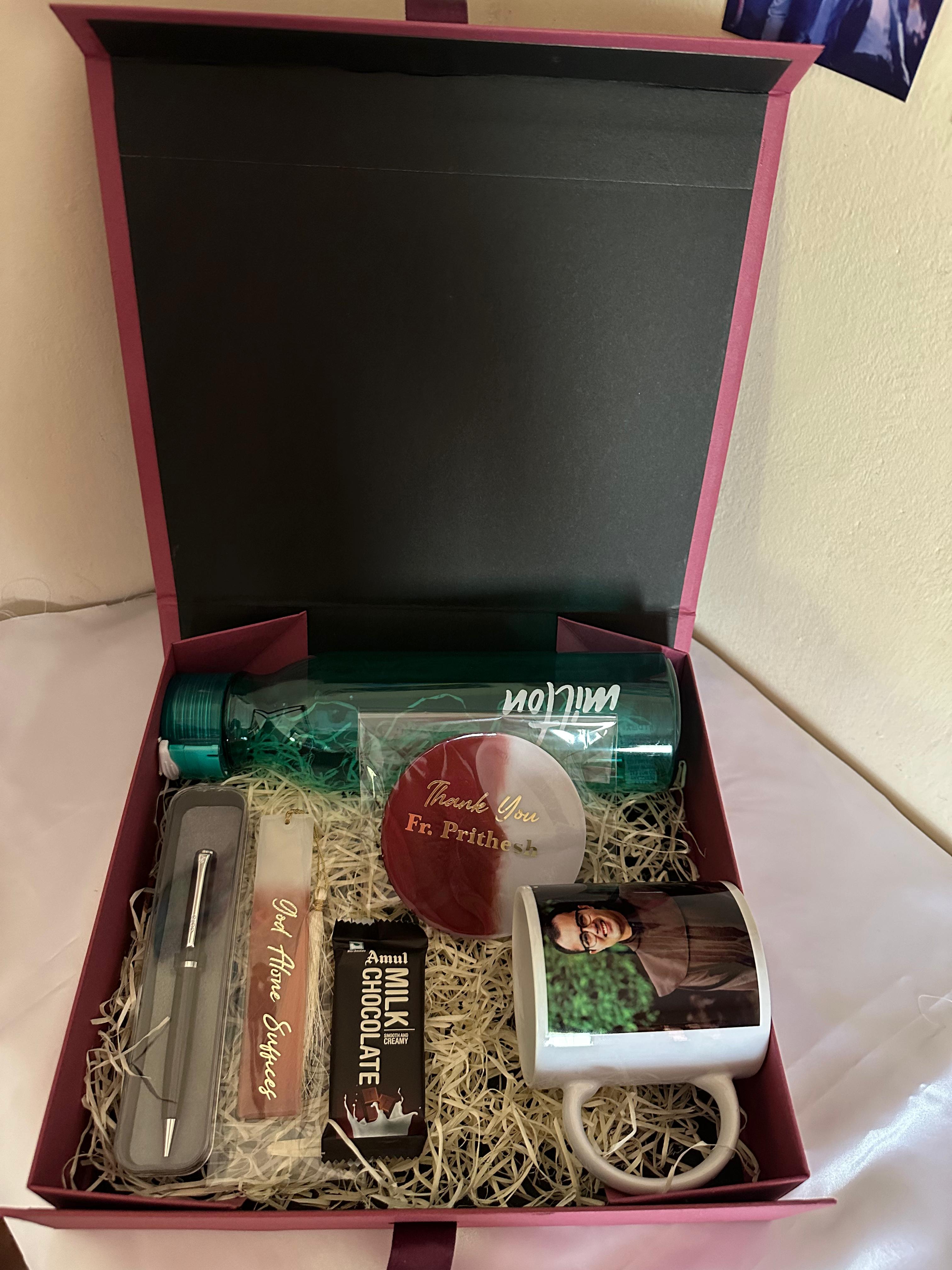 Customised Hampers